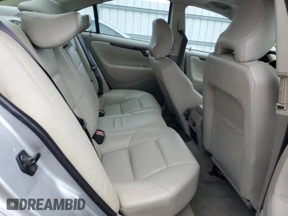 2004 Volvo S60 с VIN YV1RS59V842319339, выставлен на аукционе Copart как лот 61177875 с пробегом 147 712 миль миль и Списание • Salvage title. История ставок и продаж доступна на DreamBid. Изображение 10.