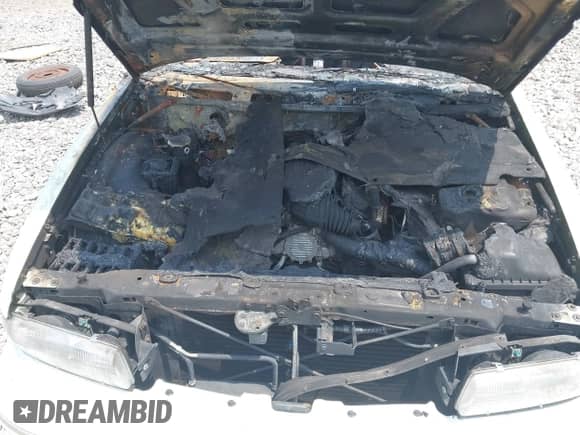 1995 Chevrolet Caprice z VIN 1G1BL82P5SR127021, wystawiony jako IAAI lot #42463717 z przebiegiem Nie podano mil oraz . Historia ofert i sprzedaży dostępna na DreamBid. Obrazek 10.