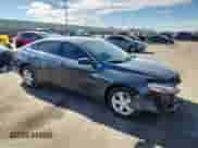 2021 Chevrolet Malibu LS z VIN 1G1ZB5ST8MF019560, wystawiony jako Copart lot #82095355 z przebiegiem 85 945 mil mil oraz Szkoda całkowita • Salvage title. Historia ofert i sprzedaży dostępna na DreamBid. Obrazek 4.