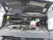 2018 Ram ProMaster Cargo z VIN 3C6URVHG8JE119243, wystawiony jako IAAI lot #43456408 z przebiegiem 363 642 mil mil oraz . Historia ofert i sprzedaży dostępna na DreamBid. Obrazek 10.