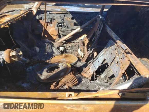 1970 Chevrolet Camaro z VIN 124870L514580, wystawiony jako Copart lot #87047405 z przebiegiem Nie podano mil oraz Szkoda całkowita • Salvage title. Historia ofert i sprzedaży dostępna na DreamBid. Obrazek 7.