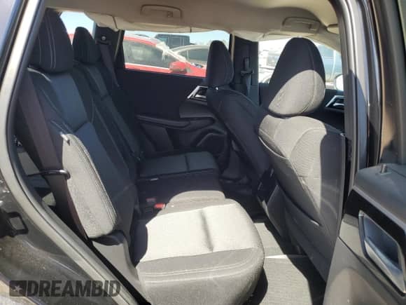 2024 Mitsubishi Outlander ES with VIN JA4J3UA87RZ063722, listed as a Copart auction lot 47663155 with 9,273 mi miles and Salvage title. Bid and sale history available at DreamBid. Image 10.