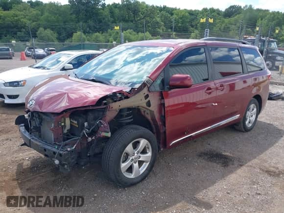 2016 Toyota Sienna LE AAS with VIN 5TDKK3DC4GS746905, listed as a IAAI auction lot 42662690 with 213,875 mi miles and . Bid and sale history available at DreamBid. Image 2.