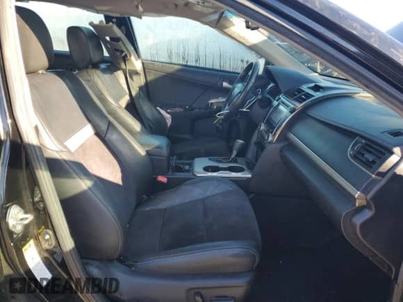 2012 Toyota Camry SE с VIN 4T1BF1FK3CU576082, выставлен на аукционе Copart как лот 82427165 с пробегом 185 444 миль миль и Списание • Salvage title. История ставок и продаж доступна на DreamBid. Изображение 7.