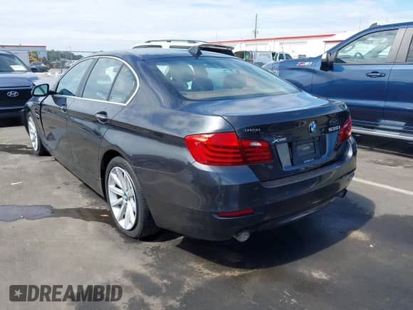 2014 BMW 5 Series 535i xDrive с VIN WBA5B3C56ED292808, выставлен на аукционе IAAI как лот 43214807 с пробегом 181 423 миль миль и . История ставок и продаж доступна на DreamBid. Изображение 3.