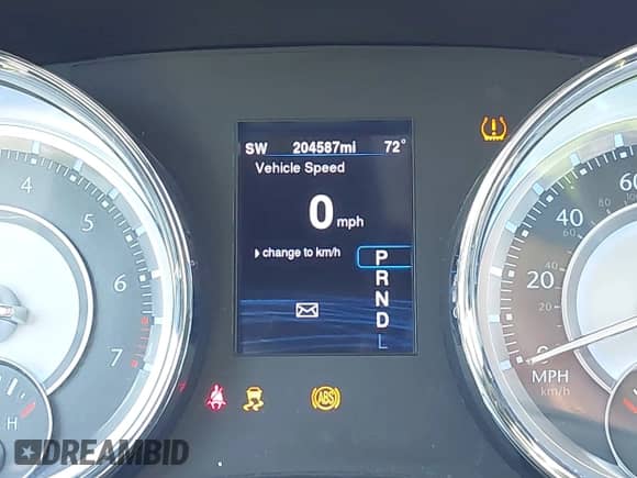 2014 Chrysler 300 C with VIN 2C3CCAEG5EH372859, listed as a IAAI auction lot 42004993 with 204,587 mi miles and . Bid and sale history available at DreamBid. Image 15.