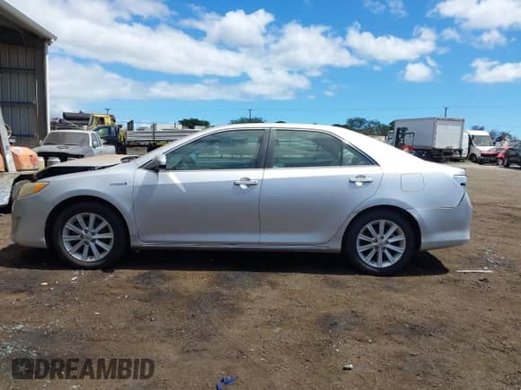 2013 Toyota Camry LE z VIN 4T1BD1FK1DU065025, wystawiony jako IAAI lot #42749481 z przebiegiem 88 374 mil mil oraz . Historia ofert i sprzedaży dostępna na DreamBid. Obrazek 15.
