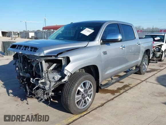 2019 Toyota Tundra SR5 с VIN 5TFAY5F17KX845478, выставлен на аукционе IAAI как лот 41155651 с пробегом 42 291 миль миль и . История ставок и продаж доступна на DreamBid. Изображение 21.