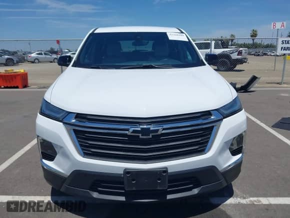 2022 Chevrolet Traverse LS z VIN 1GNEVFKW3NJ179834, wystawiony jako IAAI lot #42368999 z przebiegiem 37 045 mil mil oraz . Historia ofert i sprzedaży dostępna na DreamBid. Obrazek 13.