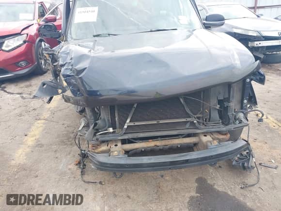 2008 Chevrolet Tahoe 1LT с VIN 1GNFK13018J127343, выставлен на аукционе IAAI как лот 41504540 с пробегом Не указан миль и . История ставок и продаж доступна на DreamBid. Изображение 6.