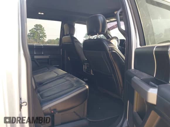 2019 Ford F-250 XL with VIN 1FT7W2BT0KED09618, listed as a IAAI auction lot 43151751 with 159,947 mi miles and . Bid and sale history available at DreamBid. Image 8.