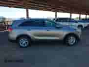 2018 Kia Sorento L with VIN 5XYPG4A35JG413425, listed as a IAAI auction lot 43383687 with 153,635 mi miles and . Bid and sale history available at DreamBid. Image 13.