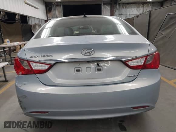 2013 Hyundai Sonata Limited z VIN 5NPEC4AC6DH632538, wystawiony jako IAAI lot #43045898 z przebiegiem 209 554 mil mil oraz . Historia ofert i sprzedaży dostępna na DreamBid. Obrazek 16.