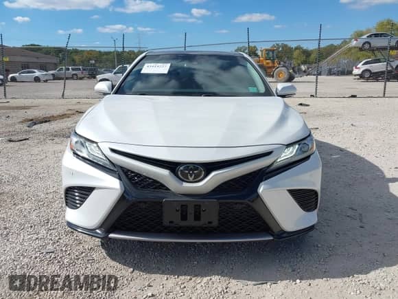 2018 Toyota Camry XSE с VIN 4T1B61HK4JU140285, выставлен на аукционе IAAI как лот 43414227 с пробегом 63 771 миль миль и . История ставок и продаж доступна на DreamBid. Изображение 12.