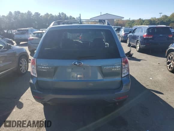 2012 Subaru Forester X Premium z VIN JF2SHADC6CH419568, wystawiony jako Copart lot #86185215 z przebiegiem 211 481 mil mil oraz Czysty tytuł • Clean title. Historia ofert i sprzedaży dostępna na DreamBid. Obrazek 6.