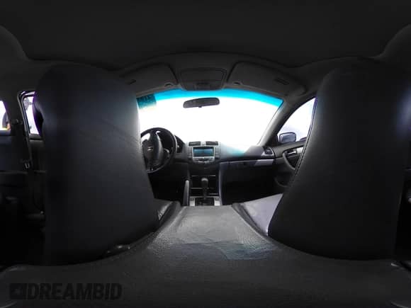 2006 Honda Accord EX-L z VIN 1HGCM82756A000025, wystawiony jako IAAI lot #41933496 z przebiegiem Nie podano mil oraz . Historia ofert i sprzedaży dostępna na DreamBid. Obrazek 17.