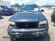 2004 Chevrolet TrailBlazer EXT LS z VIN 1GNES16SX46123166, wystawiony jako IAAI lot #42750691 z przebiegiem 131 507 mil mil oraz . Historia ofert i sprzedaży dostępna na DreamBid. Obrazek 12.