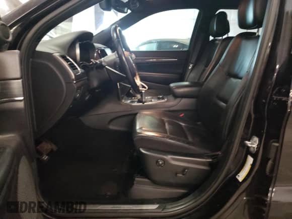 2019 Jeep Grand Cherokee Limited with VIN 1C4RJFBG9KC679799, listed as a Copart auction lot 82224605 with 100,771 mi miles and Salvage title. Bid and sale history available at DreamBid. Image 7.