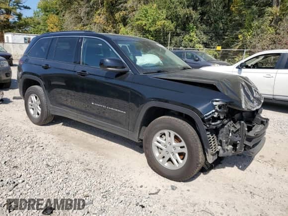 2023 Jeep Grand Cherokee Altitude with VIN 1C4RJHAG8PC530496, listed as a Copart auction lot 80065655 with 28,706 mi miles and Salvage title. Bid and sale history available at DreamBid. Image 4.