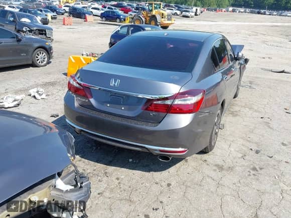 2017 Honda Accord EX-L with VIN 1HGCR3F8XHA024184, listed as a IAAI auction lot 42895730 with 95,411 mi miles and . Bid and sale history available at DreamBid. Image 4.