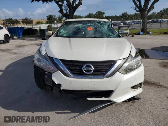 2016 Nissan Altima SV z VIN 1N4AL3APXGC152410, wystawiony jako Copart lot #84980715 z przebiegiem 161 707 mil mil oraz Szkoda całkowita • Salvage title. Historia ofert i sprzedaży dostępna na DreamBid. Obrazek 5.