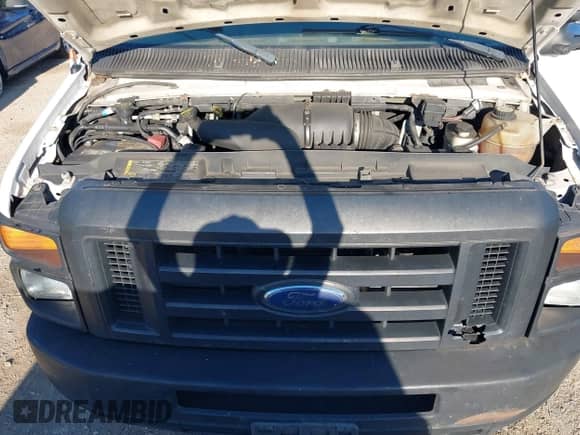 2008 Ford Econoline Cargo Commercial z VIN 1FTNE24W78DB54937, wystawiony jako IAAI lot #43394259 z przebiegiem 184 949 mil mil oraz . Historia ofert i sprzedaży dostępna na DreamBid. Obrazek 10.