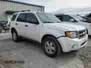 2011 Ford Escape XLT с VIN 1FMCU9D73BKB74256, выставлен на аукционе Copart как лот 85528595 с пробегом 222 570 миль миль и Списание • Salvage title. История ставок и продаж доступна на DreamBid. Изображение 4.