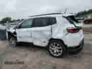 2022 Jeep Compass Latitude Lux с VIN 3C4NJDFB1NT215738, выставлен на аукционе Copart как лот 69096545 с пробегом 42 791 миль миль и Списание • Salvage title. История ставок и продаж доступна на DreamBid. Изображение 2.