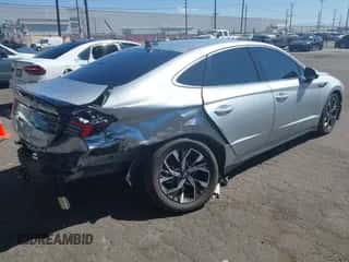 2024 Hyundai Sonata SEL с VIN KMHL64JA6RA390034, выставлен на аукционе IAAI как лот 43095325 с пробегом 13 737 миль миль и . История ставок и продаж доступна на DreamBid. Изображение 4.