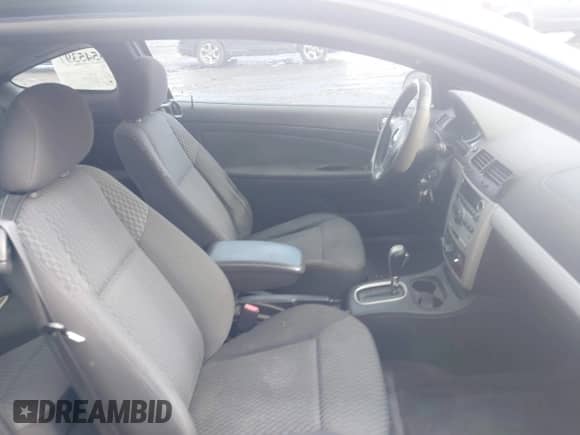 2007 Chevrolet Cobalt SS z VIN 1G1AM15B877115707, wystawiony jako IAAI lot #43545397 z przebiegiem 269 470 mil mil oraz . Historia ofert i sprzedaży dostępna na DreamBid. Obrazek 5.