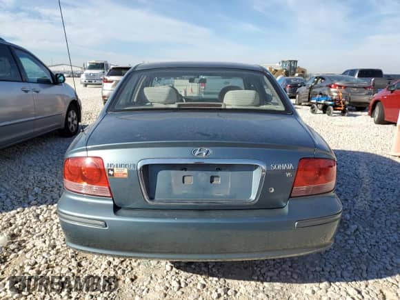 2004 Hyundai Sonata z VIN KMHWF25H14A036679, wystawiony jako Copart lot #88301315 z przebiegiem 162 794 mil mil oraz Szkoda całkowita • Salvage title. Historia ofert i sprzedaży dostępna na DreamBid. Obrazek 6.