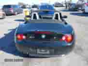 2004 BMW Z4 2.5i с VIN 4USBT33554LS52477, выставлен на аукционе IAAI как лот 41120153 с пробегом 125 585 миль миль и . История ставок и продаж доступна на DreamBid. Изображение 16.