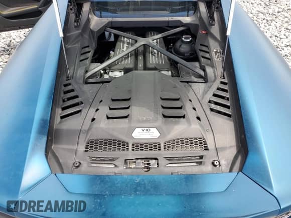 2021 Lamborghini Huracan с VIN ZHWUF5ZF9MLA17169, выставлен на аукционе Copart как лот 58974215 с пробегом 18 681 миль миль и На запчасти • Non repairable. История ставок и продаж доступна на DreamBid. Изображение 11.