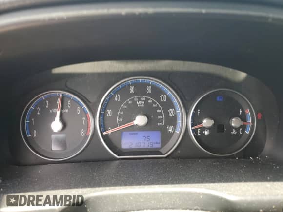 2008 Hyundai Santa Fe SE с VIN 5NMSH13E68H163892, выставлен на аукционе Copart как лот 66079974 с пробегом 210 719 миль миль и Списание • Salvage title. История ставок и продаж доступна на DreamBid. Изображение 9.