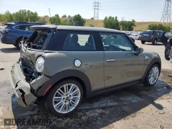 2019 MINI Hardtop Cooper S with VIN WMWXP7C53K2A51753, listed as a Copart auction lot 66675945 with 28,156 mi miles and Salvage title. Bid and sale history available at DreamBid. Image 3.