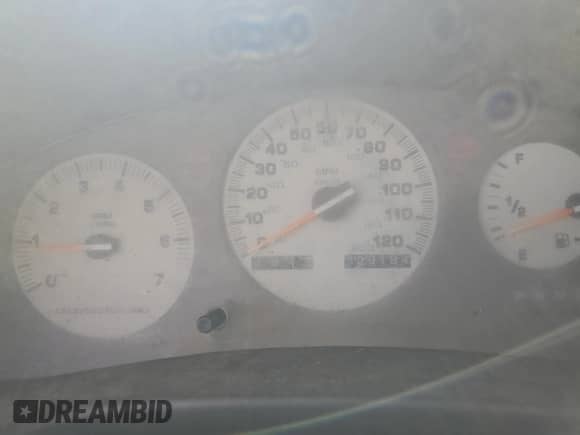 1996 Dodge Intrepid z VIN 2B3HD56F2TH258652, wystawiony jako Copart lot #79218374 z przebiegiem 229 184 mil mil oraz Szkoda całkowita • Salvage title. Historia ofert i sprzedaży dostępna na DreamBid. Obrazek 9.