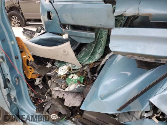 2011 Nissan Cube S с VIN JN8AZ2KR8BT203225, выставлен на аукционе Copart как лот 77521964 с пробегом Не указан миль и На запчасти • Non repairable. История ставок и продаж доступна на DreamBid. Изображение 8.