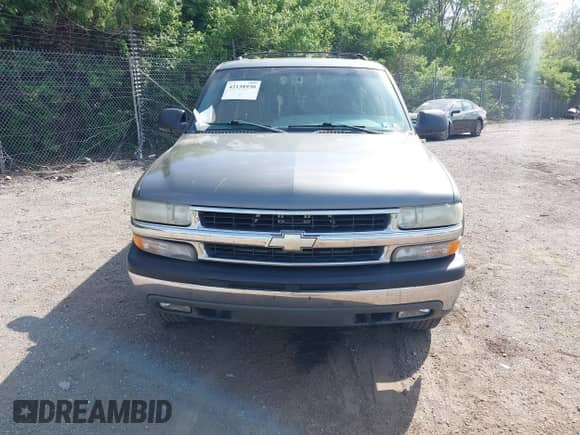 2002 Chevrolet Suburban LT с VIN 3GNFK16Z12G274698, выставлен на аукционе IAAI как лот 42138930 с пробегом 211 288 миль миль и . История ставок и продаж доступна на DreamBid. Изображение 6.