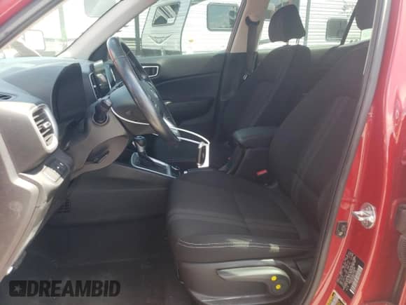 2020 Hyundai Venue SEL with VIN KMHRC8A34LU029094, listed as a Copart auction lot 71831774 with 47,918 mi miles and Salvage title. Bid and sale history available at DreamBid. Image 7.