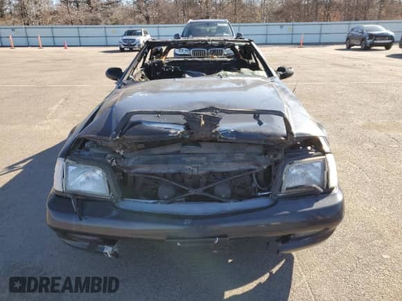 2000 Mercedes-Benz SL 500 with VIN WDBFA68F8YF195078, listed as a Copart auction lot 48329565 with Not provided miles and Salvage title. Bid and sale history available at DreamBid. Image 5.