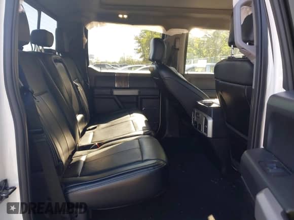 2018 Ford F-150 XL z VIN 1FTEW1EG7JFC51158, wystawiony jako IAAI lot #43347828 z przebiegiem 65 574 mil mil oraz . Historia ofert i sprzedaży dostępna na DreamBid. Obrazek 8.