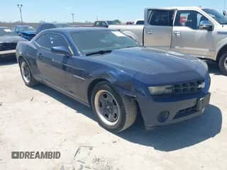 2011 Chevrolet Camaro 2LS z VIN 2G1FA1ED5B9140314, wystawiony jako IAAI lot #43108303 z przebiegiem 177 006 mil mil oraz . Historia ofert i sprzedaży dostępna na DreamBid. Obrazek 1.