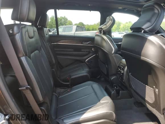 2022 Jeep Grand Cherokee Overland с VIN 1C4RJKDG9N8504806, выставлен на аукционе Copart как лот 63286465 с пробегом 69 968 миль миль и Списание • Salvage title. История ставок и продаж доступна на DreamBid. Изображение 11.