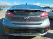 2017 Hyundai Ioniq SEL z VIN KMHC75LC1HU058145, wystawiony jako Copart lot #37530343 z przebiegiem 39 804 mil mil oraz . Historia ofert i sprzedaży dostępna na DreamBid. Obrazek 6.