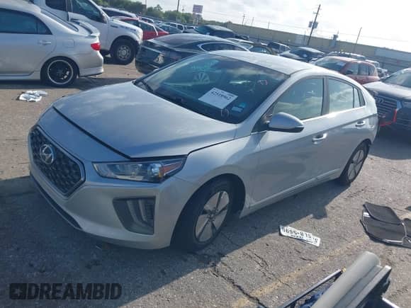 2021 Hyundai Ioniq SE с VIN KMHC75LC4MU250976, выставлен на аукционе IAAI как лот 42518962 с пробегом 74 324 миль миль и . История ставок и продаж доступна на DreamBid. Изображение 18.