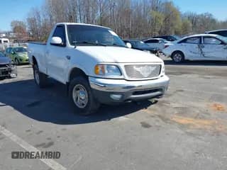 2000 Ford F-150 XL z VIN 1FTRF18W2YNB42014, wystawiony jako IAAI lot #41827247 z przebiegiem Nie podano mil oraz . Historia ofert i sprzedaży dostępna na DreamBid. Obrazek 1.