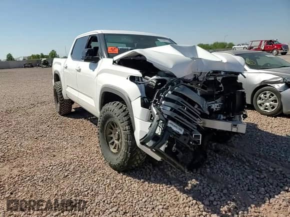 2023 Toyota Tundra Limited Hybrid z VIN 5TFJC5DBXPX022688, wystawiony jako Copart lot #72735774 z przebiegiem Nie podano mil oraz Szkoda całkowita • Salvage title. Historia ofert i sprzedaży dostępna na DreamBid. Obrazek 11.