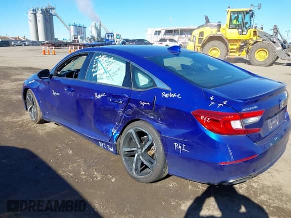 2019 Honda Accord Sport с VIN 1HGCV1F31KA028040, выставлен на аукционе IAAI как лот 43445728 с пробегом 61 910 миль миль и . История ставок и продаж доступна на DreamBid. Изображение 6.