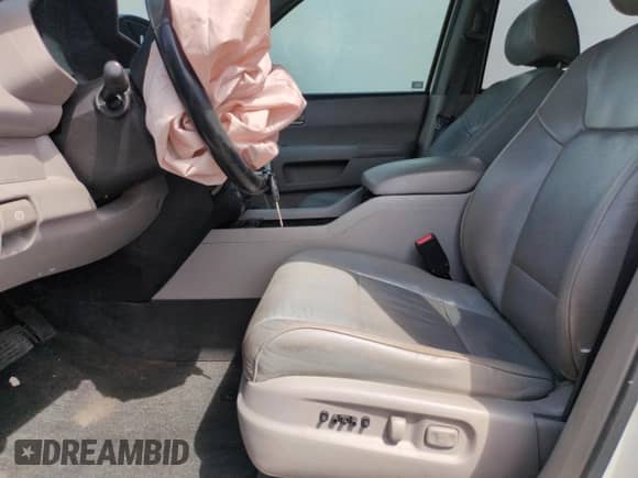 2013 Honda Pilot Touring with VIN 5FNYF3H9XDB013481, listed as a Copart auction lot 67993975 with 175,364 mi miles and Salvage title. Bid and sale history available at DreamBid. Image 7.