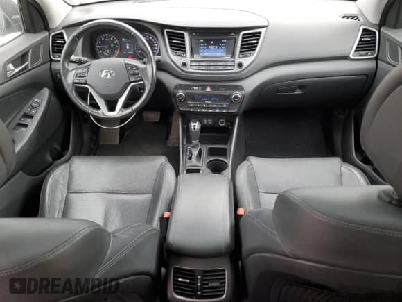 2017 Hyundai Tucson Sport z VIN KM8J3CA20HU446596, wystawiony jako Copart lot #81599705 z przebiegiem 120 668 mil mil oraz Szkoda całkowita • Salvage title. Historia ofert i sprzedaży dostępna na DreamBid. Obrazek 8.